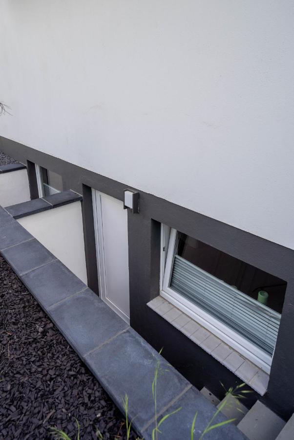 Gemuetliche 2-Zimmer Souterrain Wohnung Dusseldorf Exterior photo